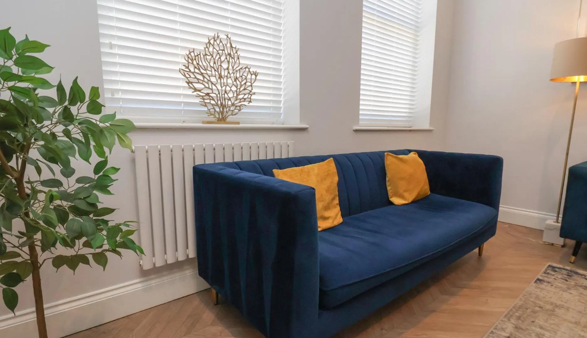 The Salisbury Apartment 206 Scarborough